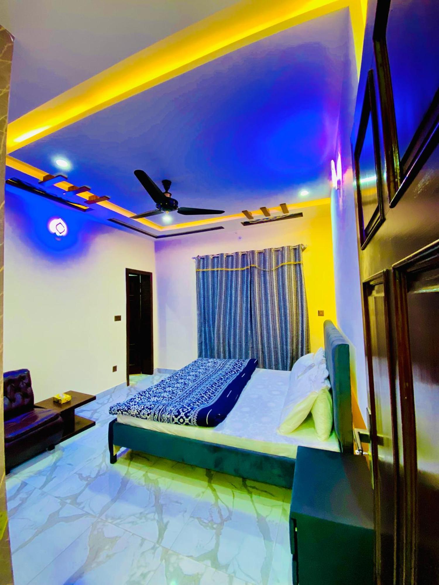 Moonlight Guest House Равалпинди Екстериор снимка