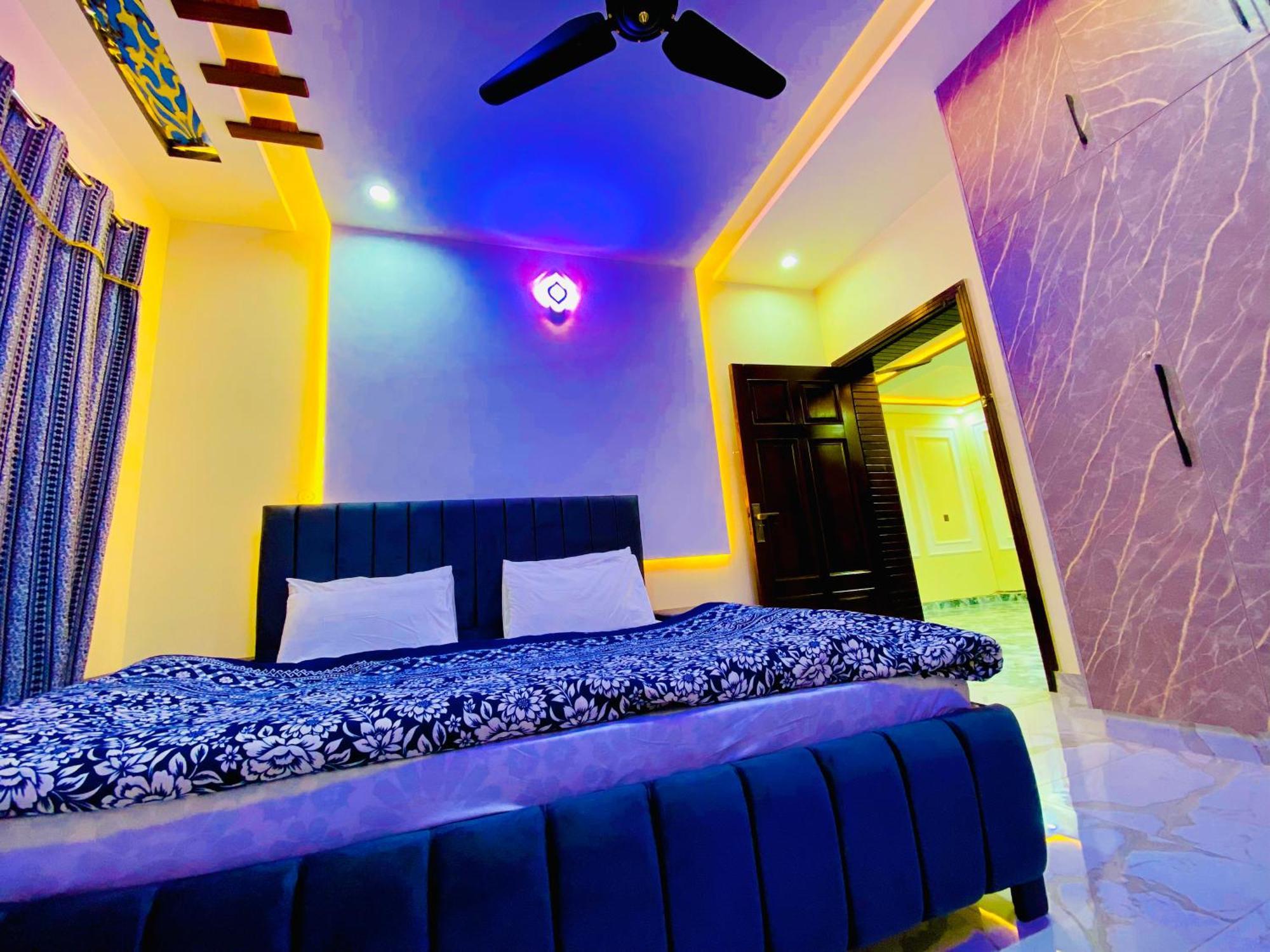Moonlight Guest House Равалпинди Екстериор снимка
