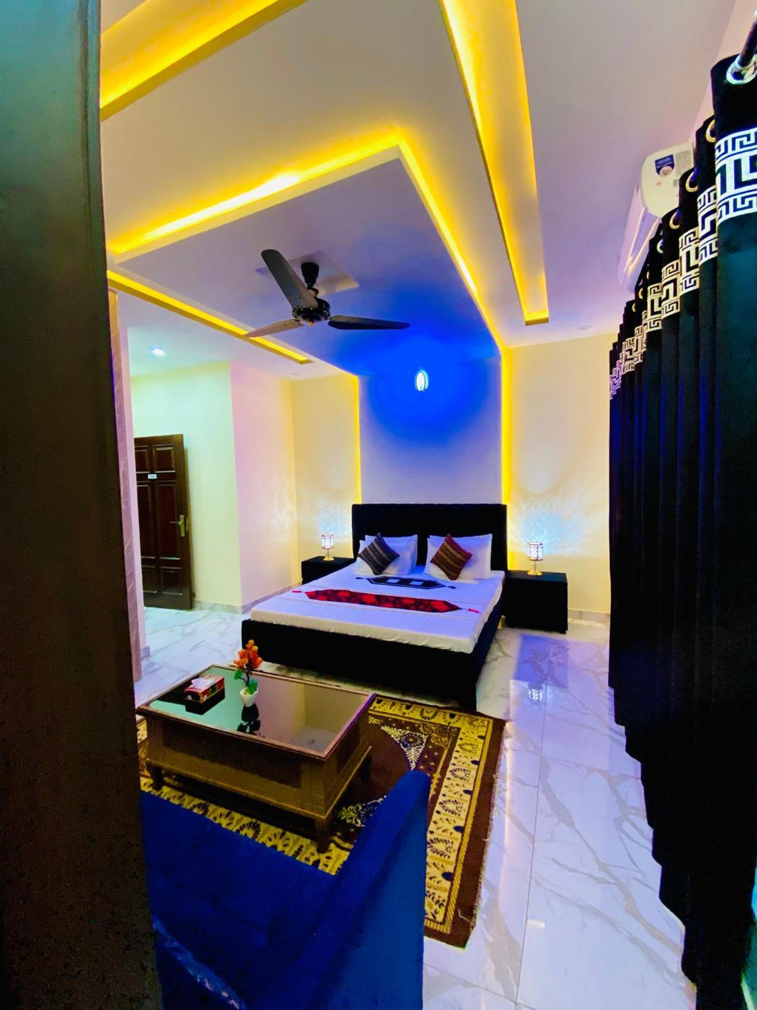 Moonlight Guest House Равалпинди Екстериор снимка