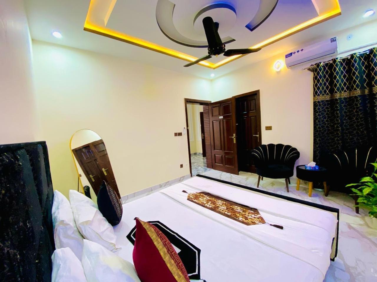 Moonlight Guest House Равалпинди Екстериор снимка