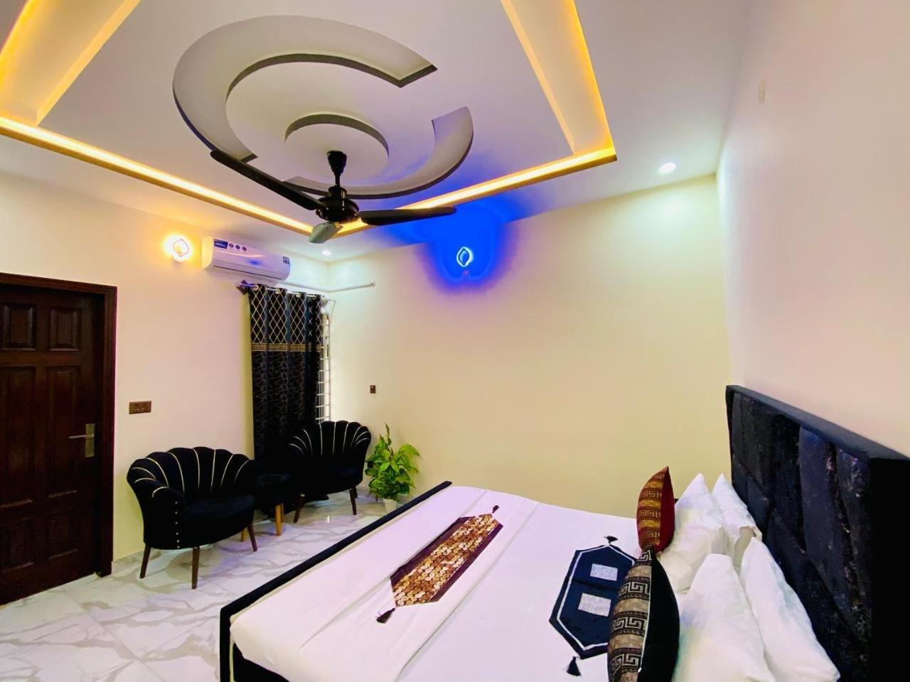 Moonlight Guest House Равалпинди Екстериор снимка